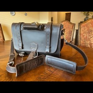 Saddleback Leather Large Dark Coffee Brown Classic Briefcase